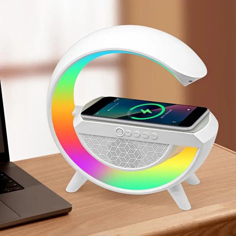 Luminária de Mesa LED RGB com Caixa de Som Sem Fio e Carregador Bluetooth, Criando uma Atmosfera Sonora e Visual - Amprezz