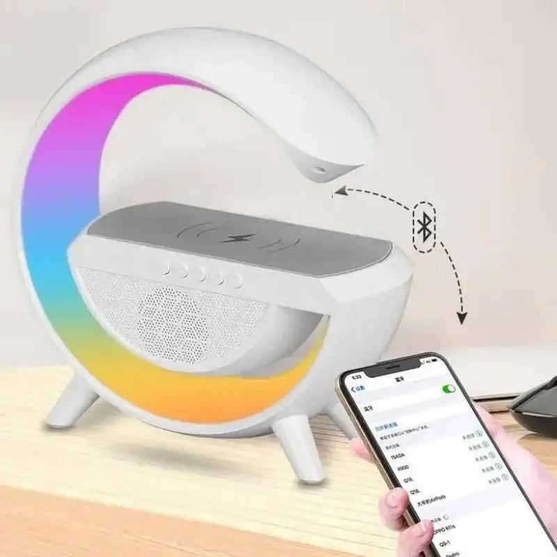 Luminária de Mesa LED RGB com Caixa de Som Sem Fio e Carregador Bluetooth, Criando uma Atmosfera Sonora e Visual - Amprezz